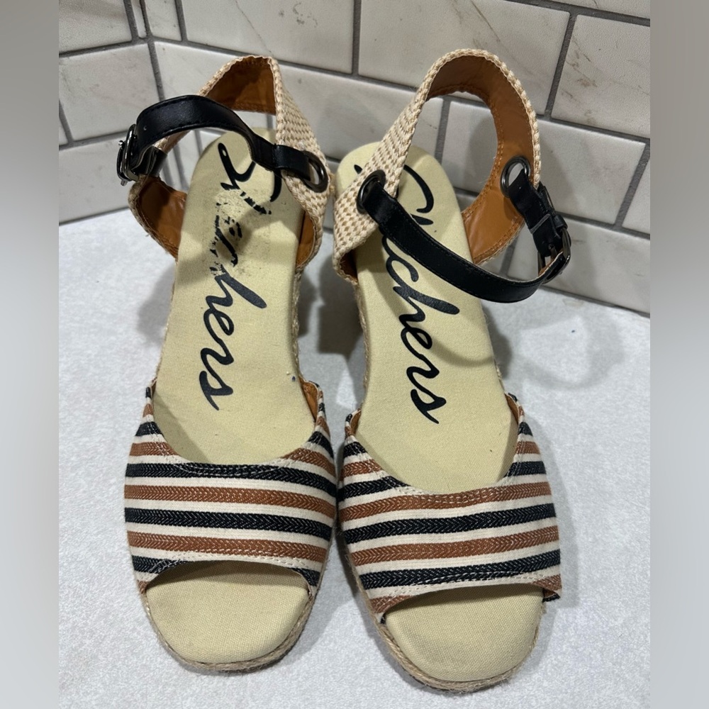 Skechers Stripes Fabric Buckle Strap Platform Wedge Espradille Sandals Sz 9